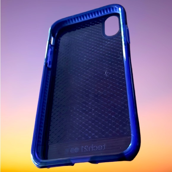 Tech21 Purple iPhone X Case - Protective and Stylish Phone Cover - Picture 2 of 4